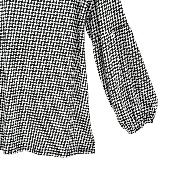 Michael Kors Womens Pullover Stretch Geometric Grommet V-Neck Long Sleeve Top XL - Picture 10 of 10